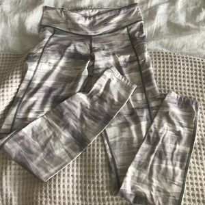 Underarmour workout leggings